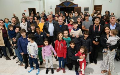 Bispo visita à Igreja em Campo Mourão